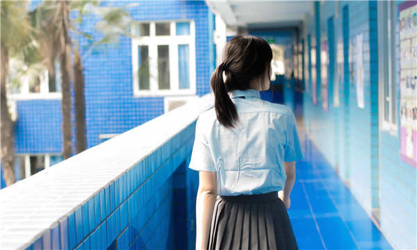 五龙口镇如何找到一个可以帮助我生孩子的女人？